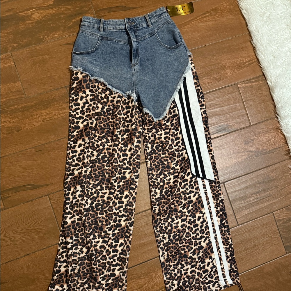 Blue and Brown Wide Leg Jeans with Sporty Stripes